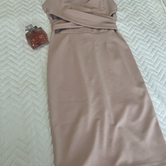 Dynamite Rose Pink Bandeau Dress - Picture 3 of 9